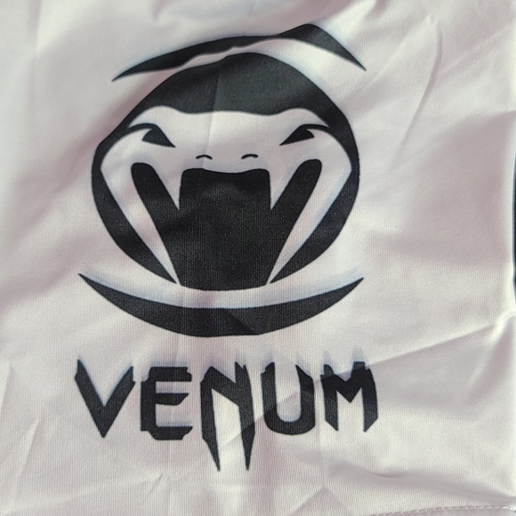 Never worn - Picture 6 of 6